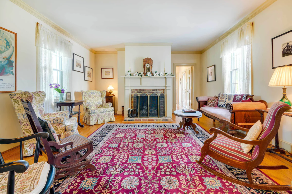 Gathering and meeting room at Terre Haure Farm and Retreat Center. view 1